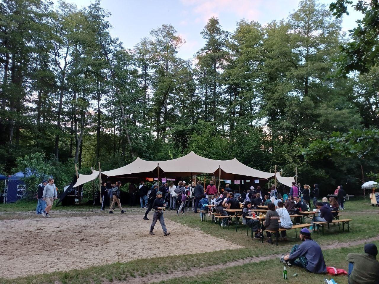 signal-2025-10-16-155625-1